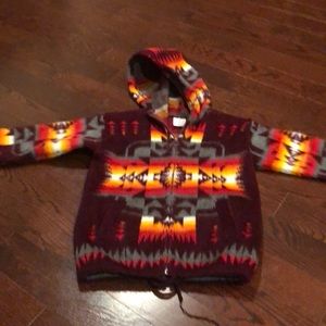 Boys size 6 sweater coat w/ hood and front zipper